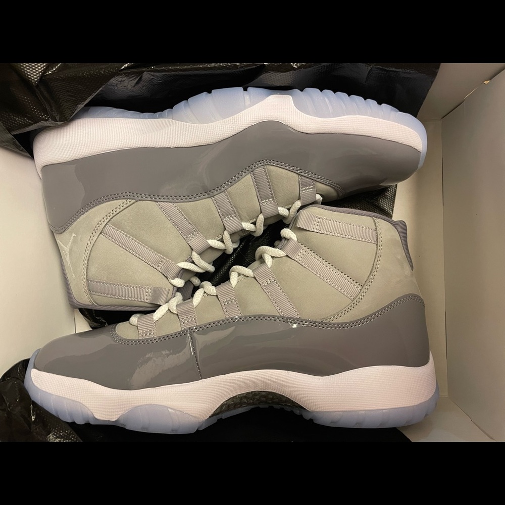 Air Jordan 11 Cool Grey